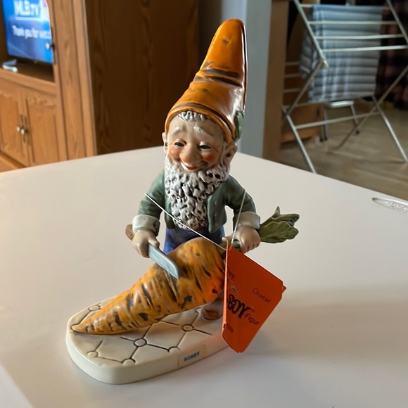 Gnome “Robby” - Picture 2 of 4